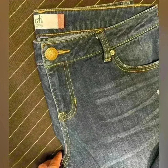 Cabi Slim Boyfriend distressed jeans - Picture 4 of 5